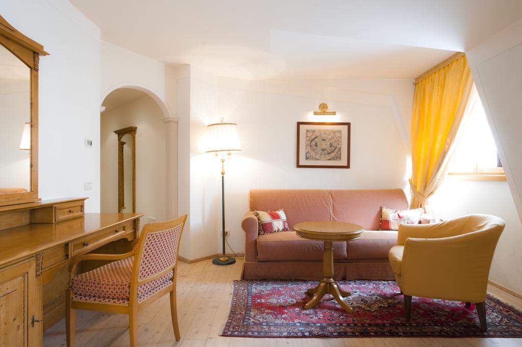 Alpen Suite Hotel Madonna Dış mekan fotoğraf